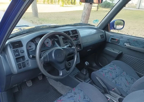 Toyota RAV4 cena 19900 przebieg: 155924, rok produkcji 1998 z Radom małe 172